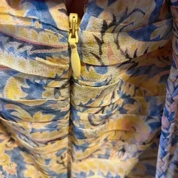 New VERONICA BEARD Arienne Paisley Silk Halter Top Yellow Size 16 - Picture 8 of 13